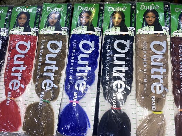 Wholesale &Retail Quality Outre Braiding Hair Extensions · Photo 3