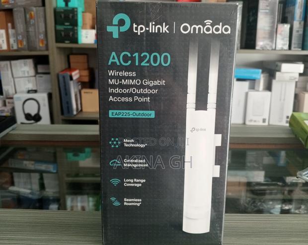 Tp-Link Omada Eap225 Outdoor Gigabit Access Point · Photo 4