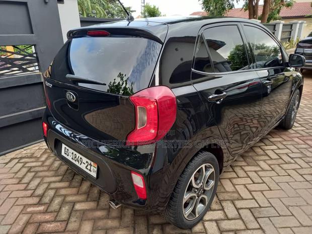 Black Kia Picanto photo 4