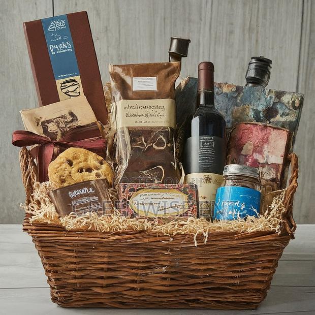 Premium Birthday Gift Basket · Photo 4