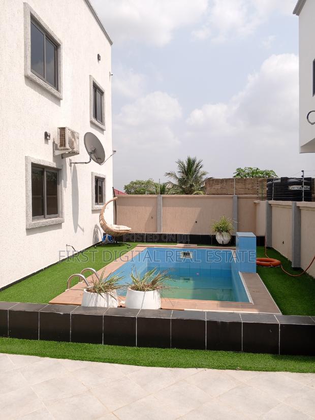 Swimming Pool 2 Bedroom for Sale Kasoa Ottamens · Photo 1