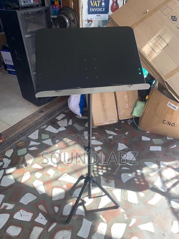 Music Stand · Photo 4