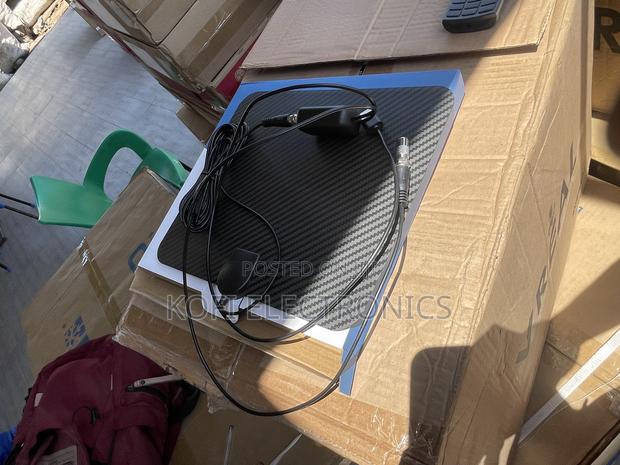 Radome Black-Digital TV Antenna W/Amplifier Signal Booster · Photo 2