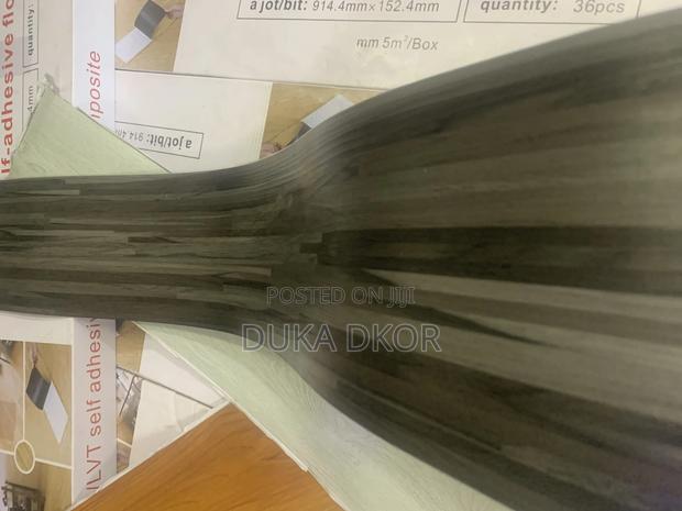 Vinyl Self Adhesive PVC Floor and Wall Tiles