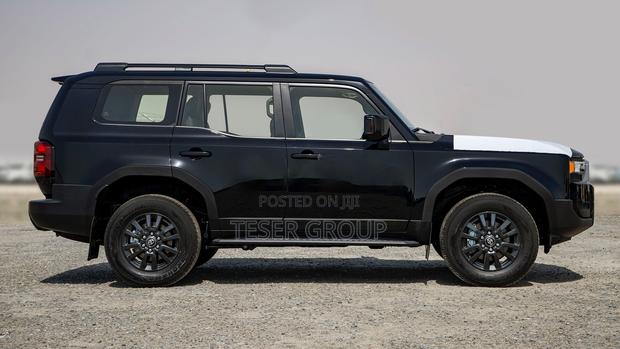 New Toyota Land Cruiser Prado 2024 Black photo 5