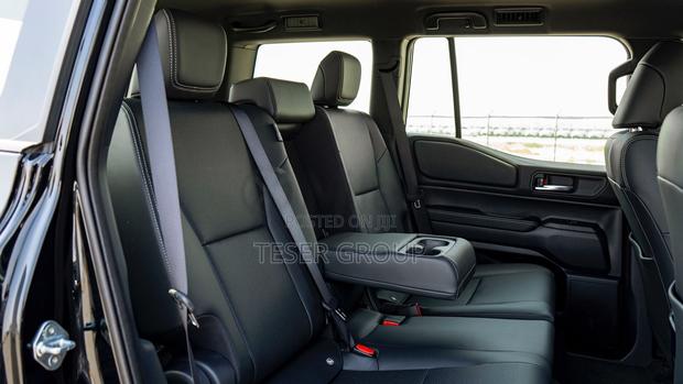 New Toyota Land Cruiser Prado 2024 Black photo 11