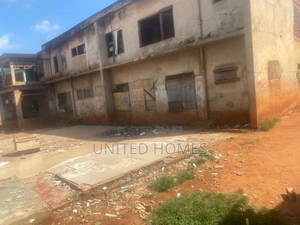 10bdrm House in North Kaneshie for sale · Photo 2