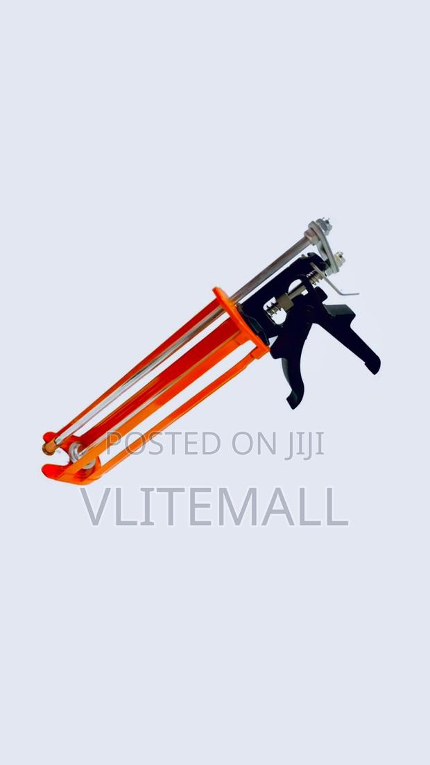 Heavy Duty Manual Caulking Gun for Construction · Photo 3