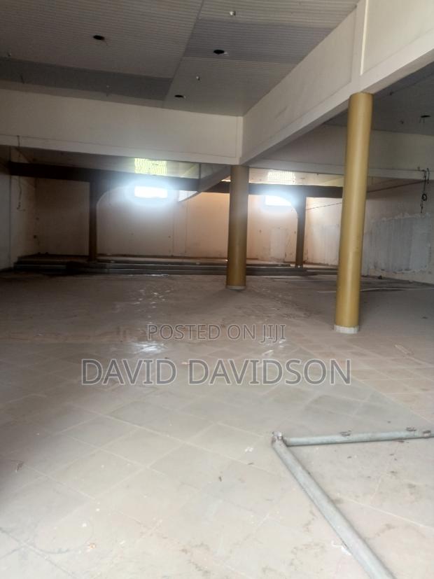 Commercial · Photo 3