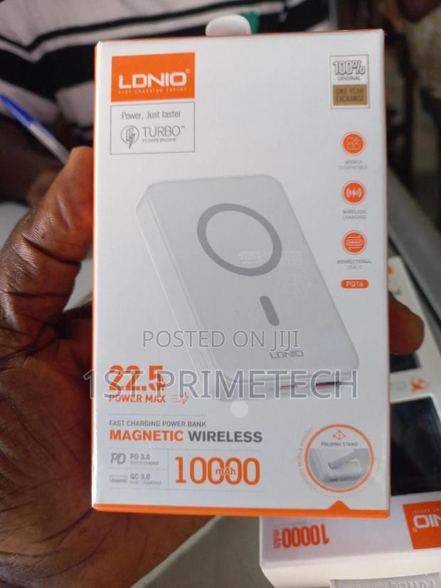 Ldnio Magnetic Wireless Charging Power Bank photo 4