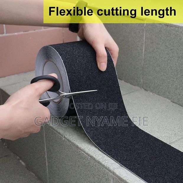 Antislip Tape - 4.3 Meters · Photo 4