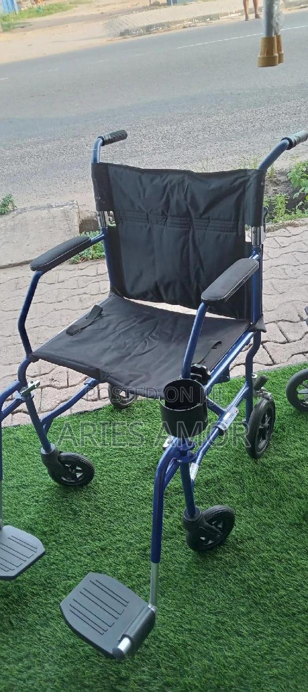 Wheelchair · Photo 2