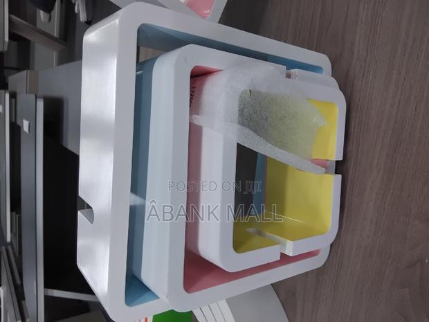 Colourful Designed Wooden Shelves · Photo 4