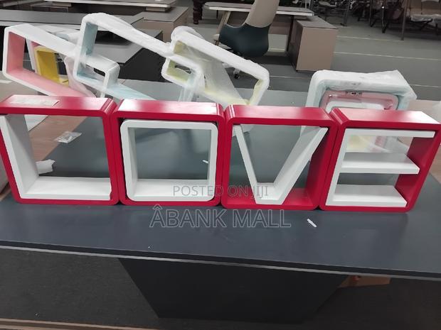 Wooden Shelves With Love Design · Photo 4