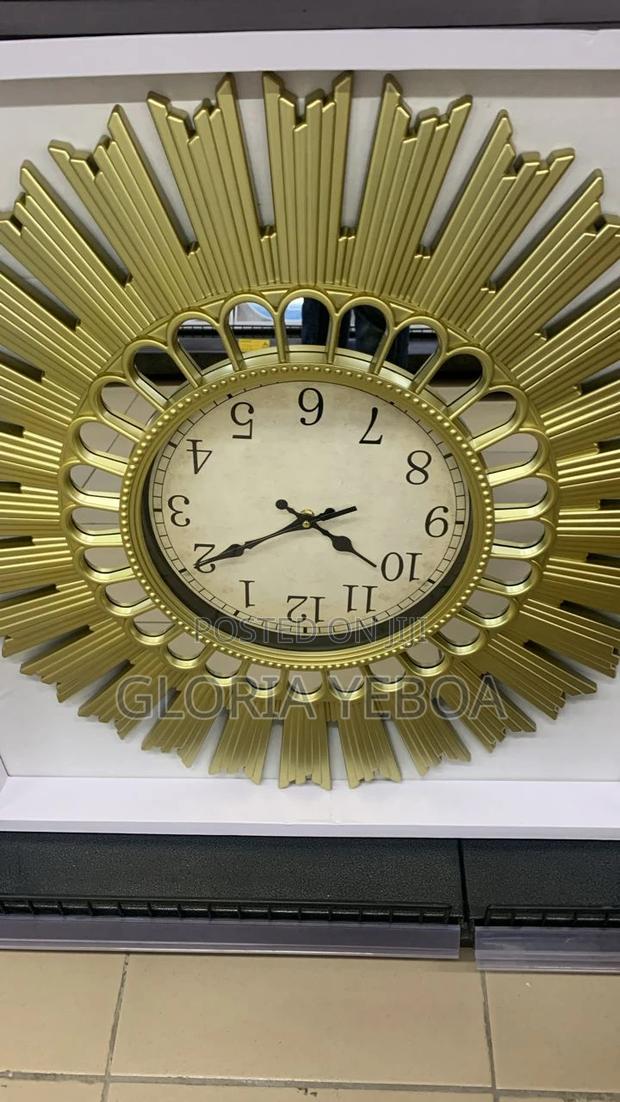 Nice Clock · Photo 3