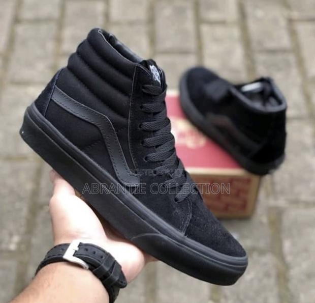 Vans Old Skool High Tops · Photo 3