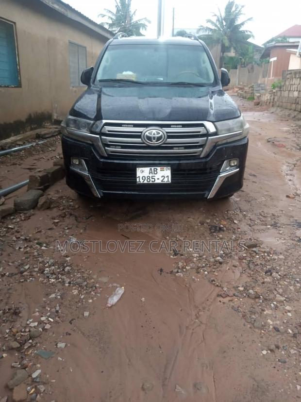 Car Rentals . Landcruiser for Rent in Ghana. Rent a Suv · Photo 3