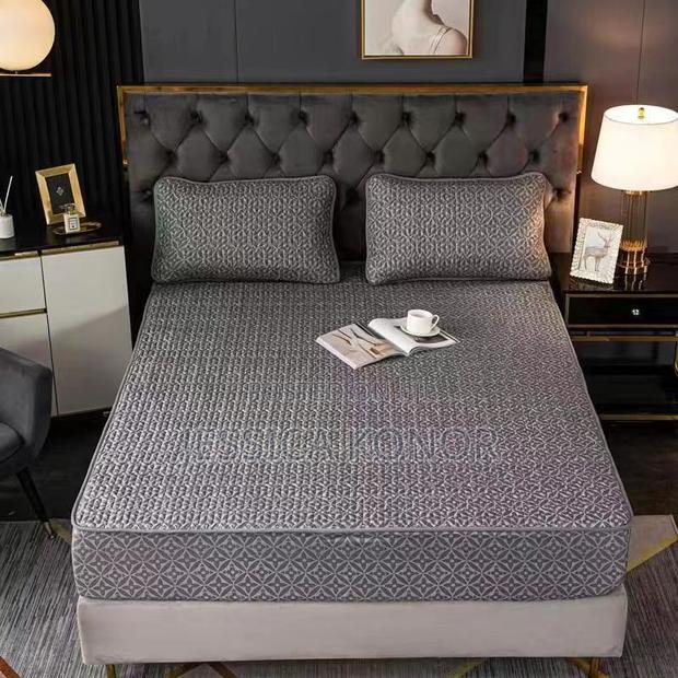 Waterproof Mattress Protector