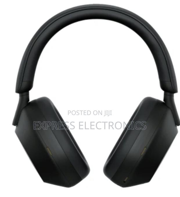 Available Now Black Sony Wh-1000xm5 Headset · Photo 2