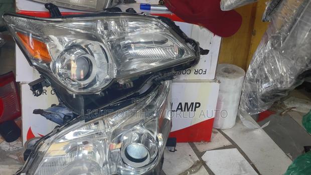Lexus Gx460 2012 Headlight