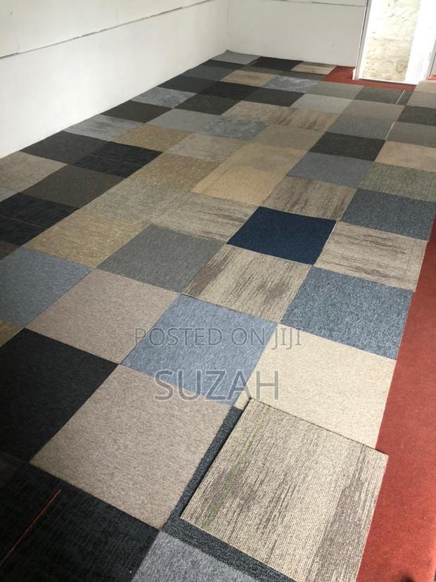 Woolen Tiles Carpet · Photo 2