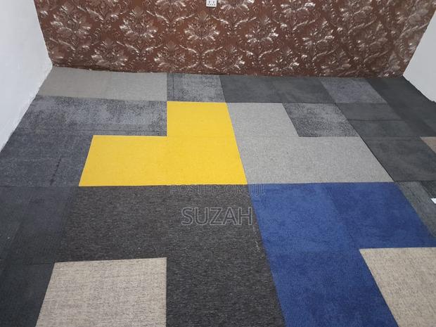 Woolen Tiles Carpet · Photo 2