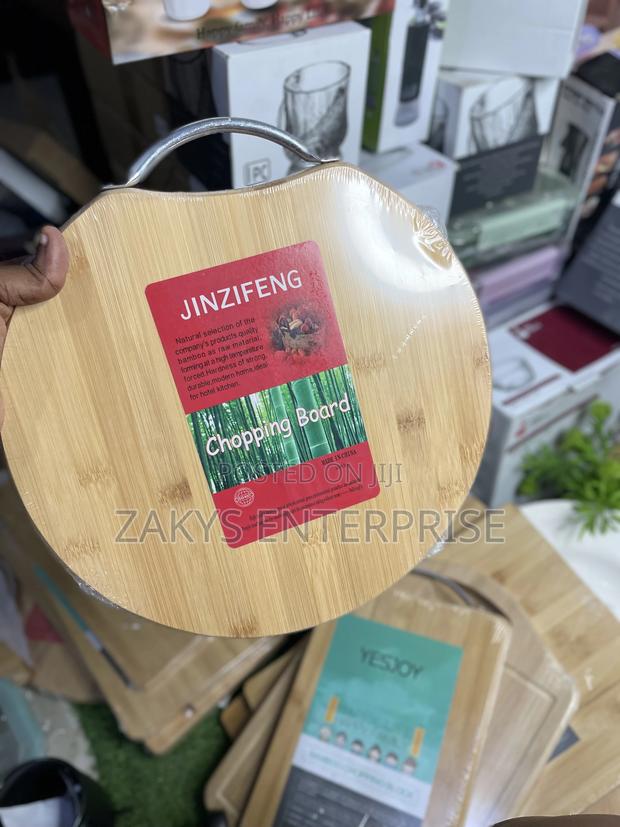 Chopping Board With Handle · Photo 4