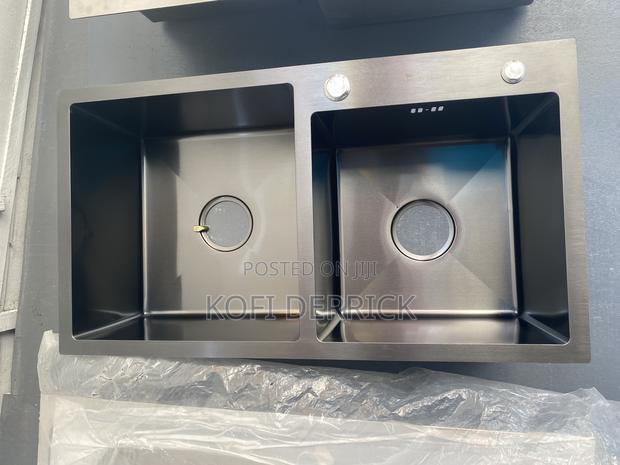 Double Bowl Armless Kitchen Sink - Black (78x43cm) · Photo 4