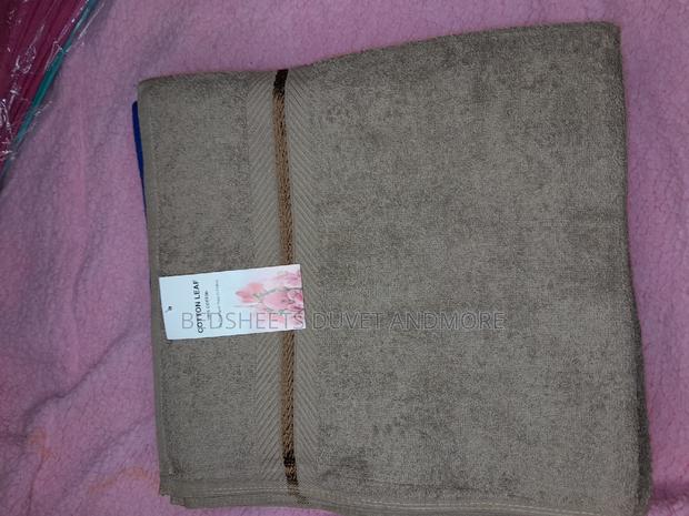 Sage Green Bath Towel · Photo 2