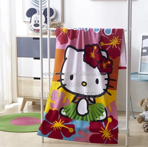Kids Bath Towel · Photo 1