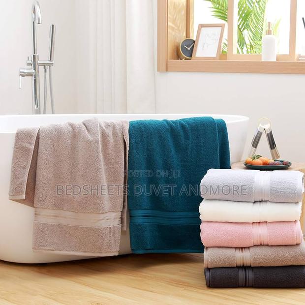 5 Star Salon/Spa Towel · Photo 2