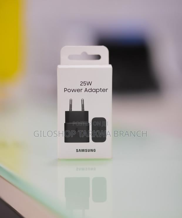 Samsung 25w Pd Adapter Usb-C · Photo 3