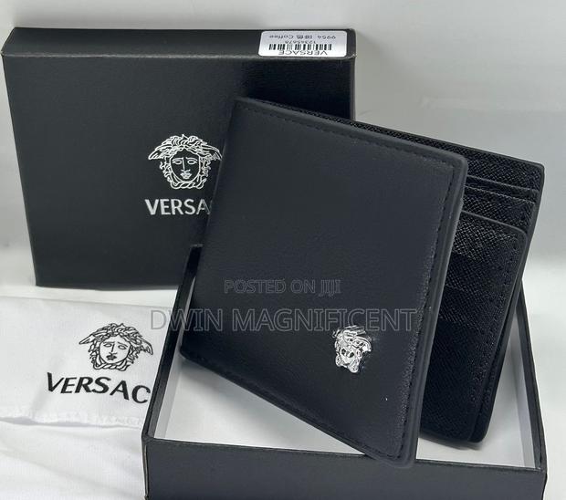 Premium Versace Wallets · Photo 4