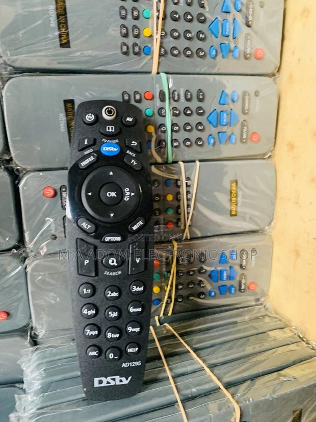 DSTV Remote · Photo 4