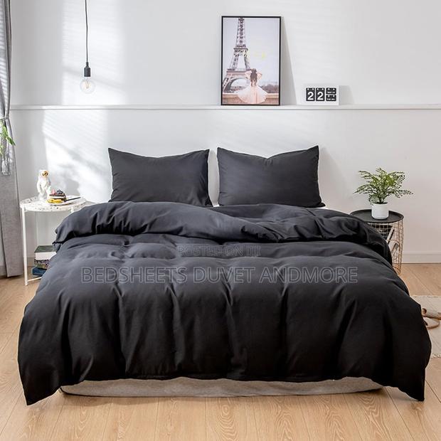 Luxurious 7pcs Black Duvet · Photo 2