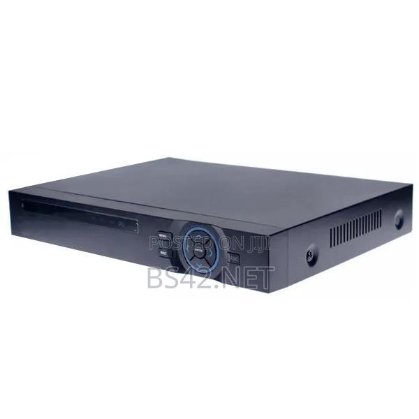 8 Channels H.264 Poe NVR · Photo 3