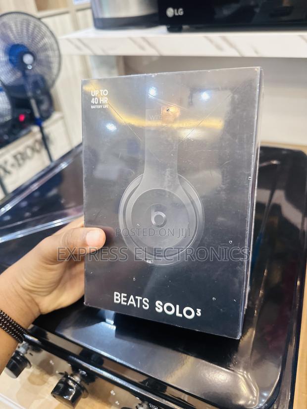 Better Deal on Beat Solo 3 · Photo 2