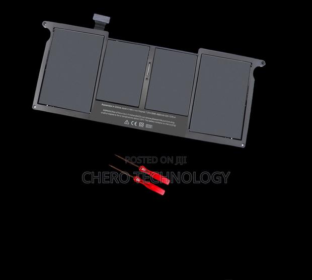 Macbook Air (A1406) BATTERY · Photo 2