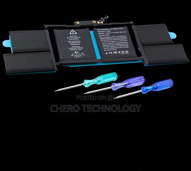 A1820 Battery for Macbook Pro 15" (Late 2016, Mid 2017) · Photo 2