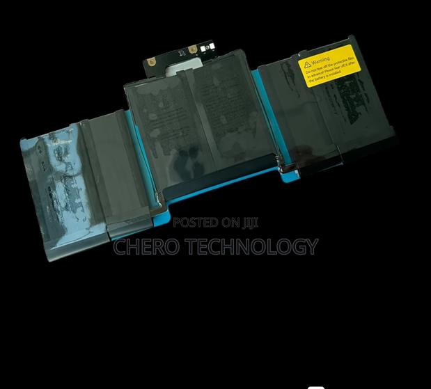 A1989 A2251 Macbook Battery · Photo 2