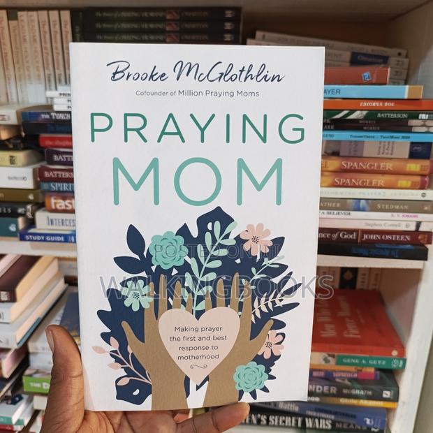 Praying Mom · Photo 2