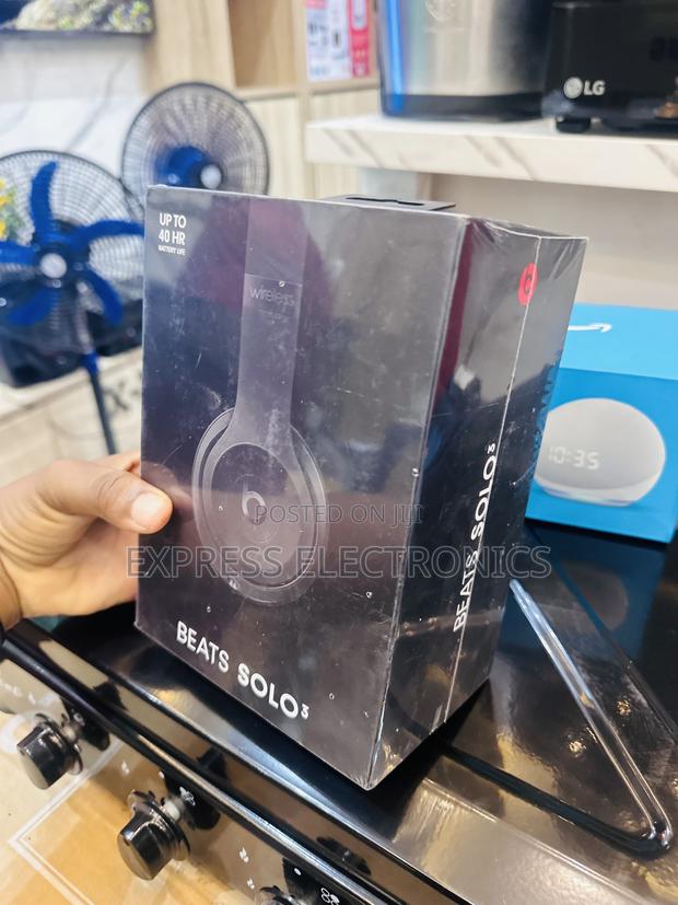 Lovely New Black Beat Solo 3 —Headphone · Photo 2