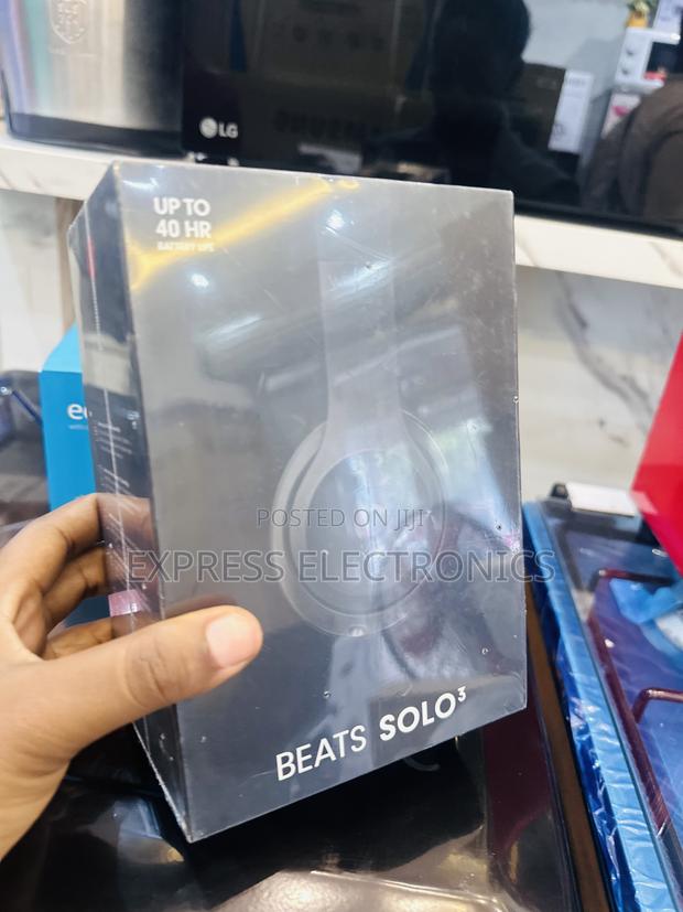 Authentic Black New Beat Solo 3 —Headset · Photo 2