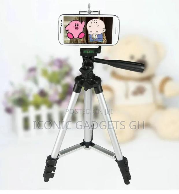 Lite Weight Tripod Stands · Photo 2