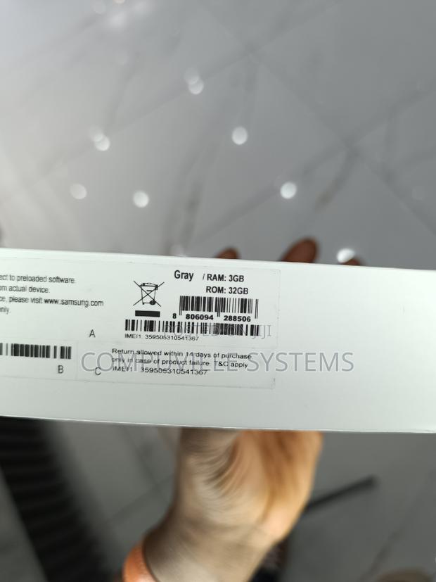 New Samsung Galaxy Tab A8 10.5 2021 32 GB Gray · Photo 3