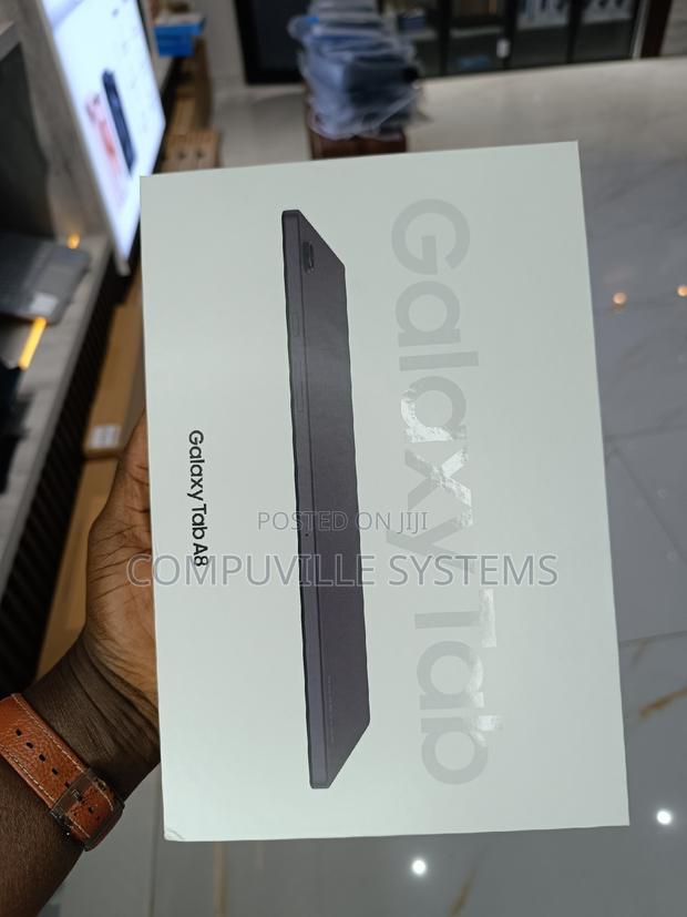 New Samsung Galaxy Tab A8 10.5 2021 32 GB Gray · Photo 1