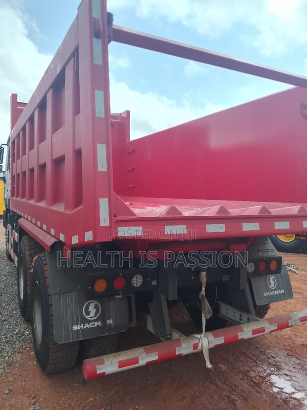 Brand New Fuel Tanker, Shacman F3000 20,000l photo 2