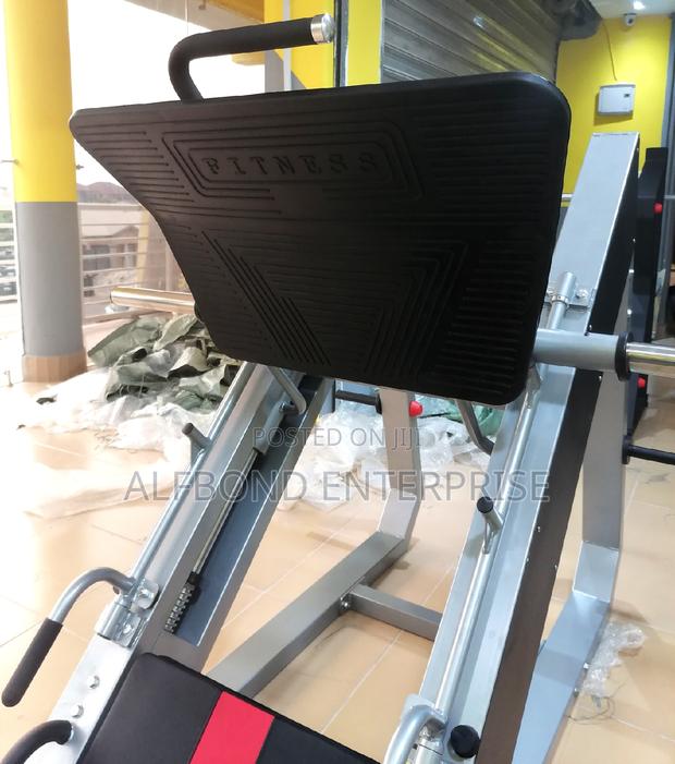 Commercial Leg Press Machine Plus 100kg Weight · Photo 4