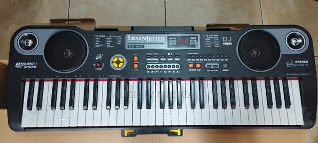 Sound Master 61-Keys Electronic Keyboard · Photo 4