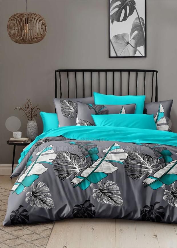 7pcs Reversible Duvet Set · Photo 2